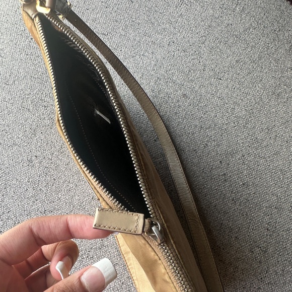 Vintage Prada Pochette - Picture 10 of 11